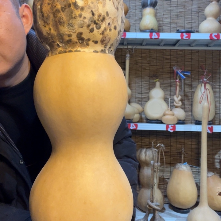 洋***娃有机玻璃我们的确是一个很好的朋友