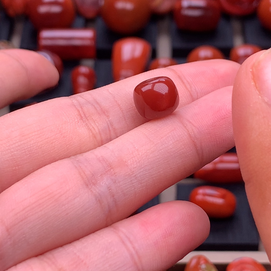 南红玛瑙未镶嵌川料原矿老型单珠9.7mm