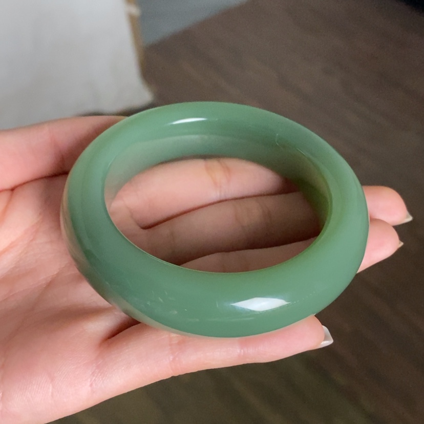 【闪购商品】未镶嵌手镯和田玉（碧玉）