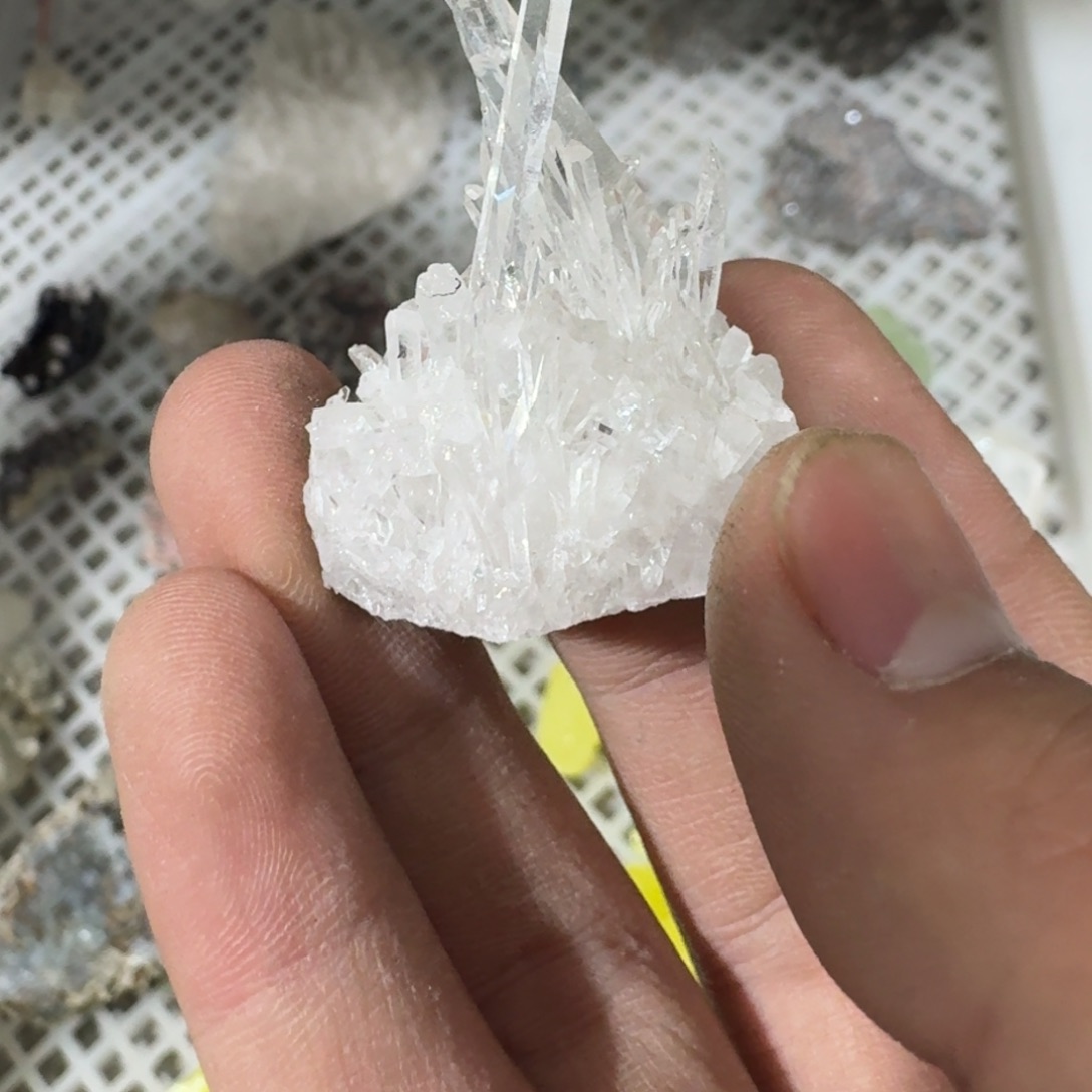 月下珠宝严选矿物