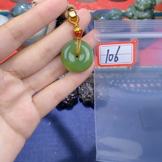 和田玉未镶嵌和田玉边角料随机发