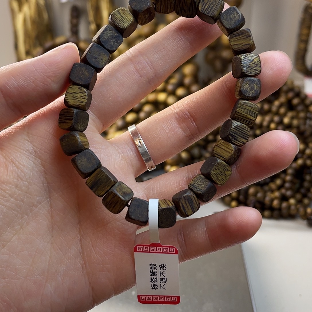 沉香碎屑沉香卡7方糖