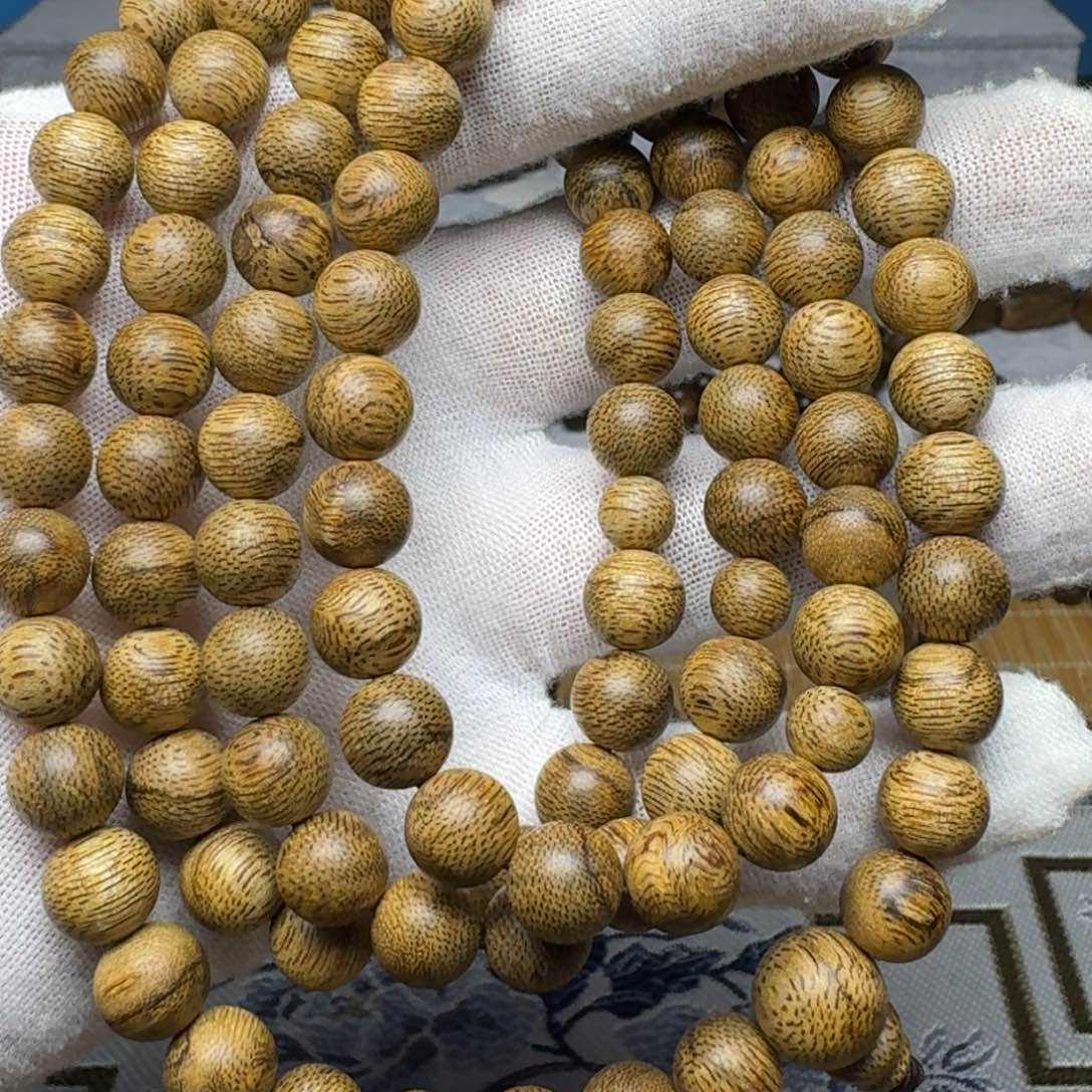 沉香沉香碎屑柬埔寨