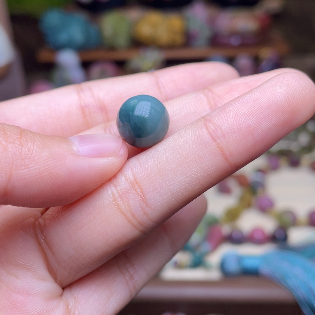 玛瑙/玉髓珠宝半成品未镶嵌?***?盐源玛瑙蓝色稀有珠