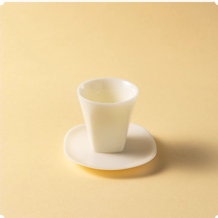 冰种玉瓷方圆杯家用同款白瓷喝茶茶杯对杯品茗杯带碟子杯垫上釉