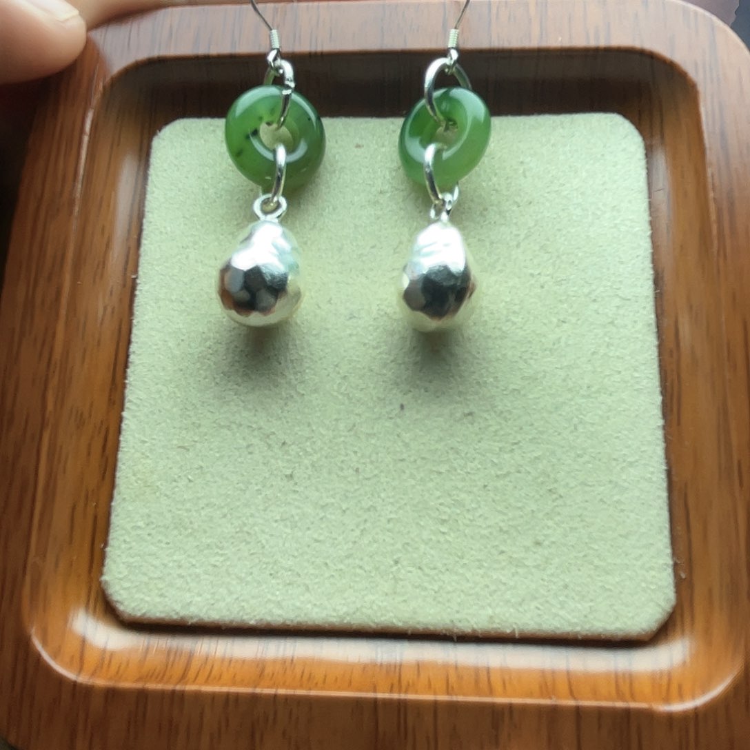 和田玉戒指未镶嵌碧玉银饰耳环