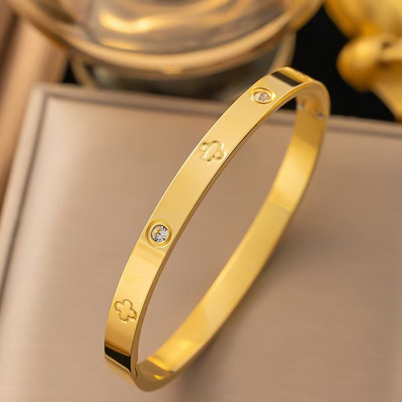 钛钢手镯 D177  时尚轻奢气质百搭小众简约个性经典手镯