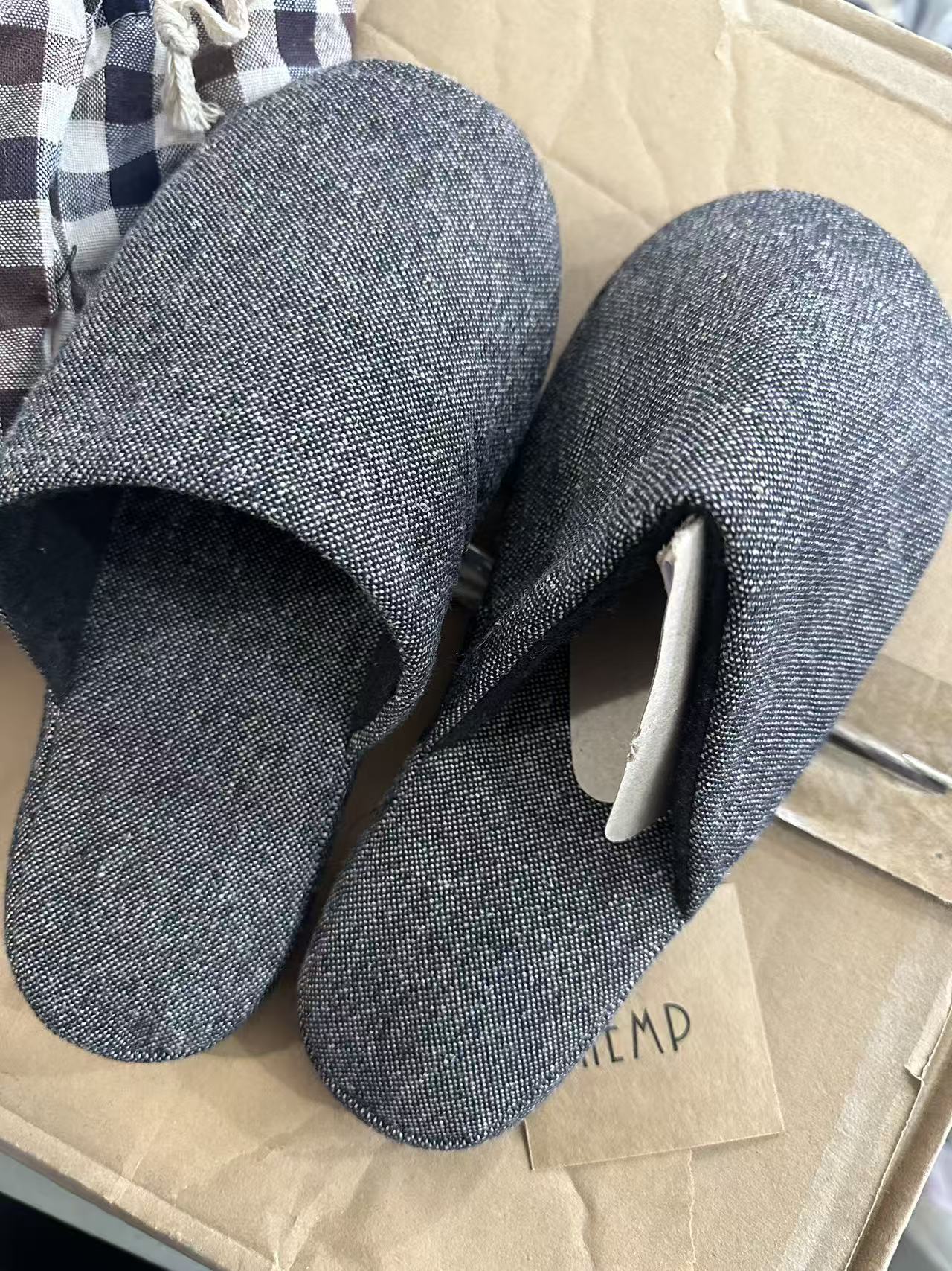 汉麻静音室内拖鞋一双