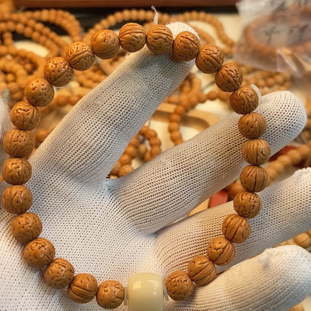 甜***糕桃核吊坠33333333