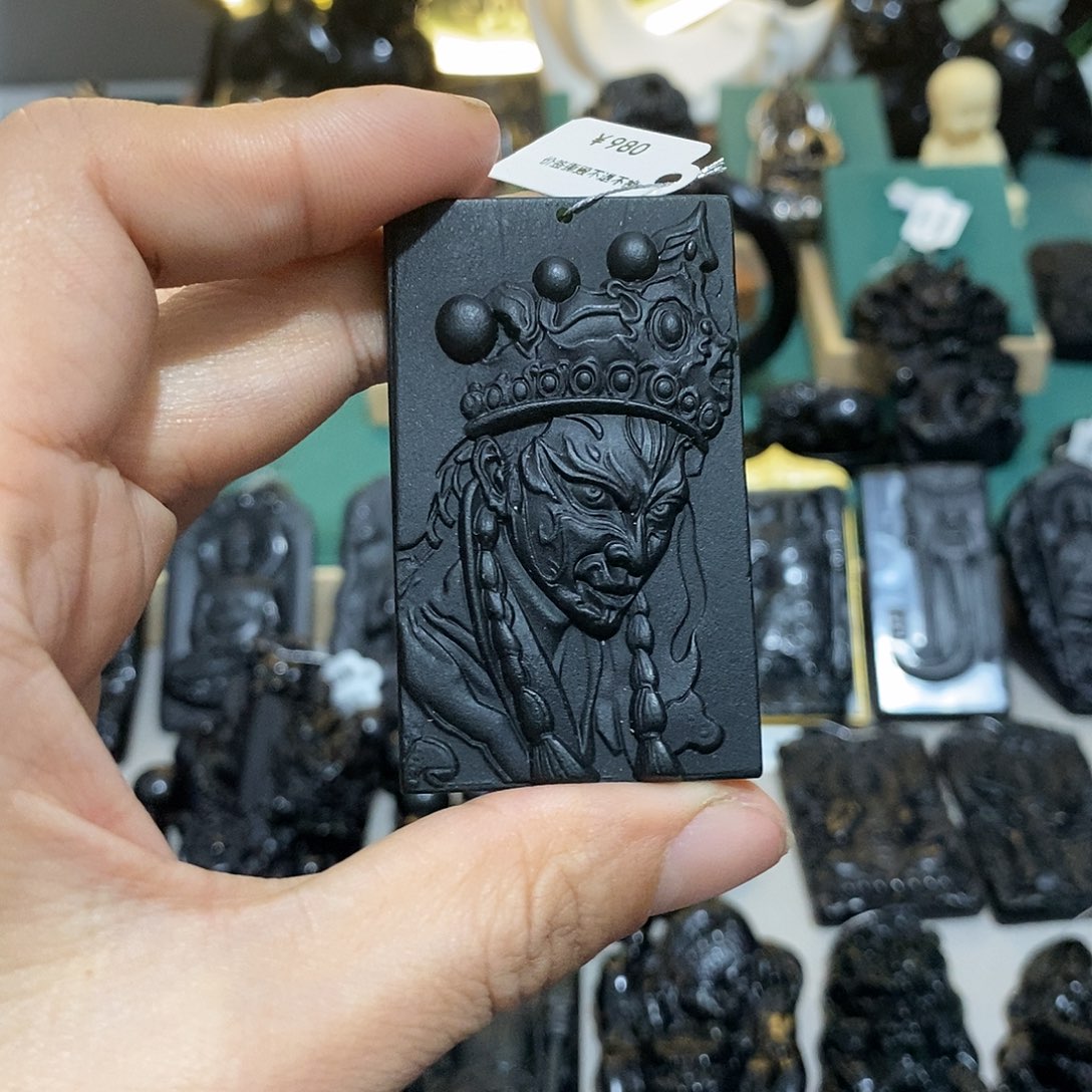 蛇纹石玉颈饰未镶嵌糊*6