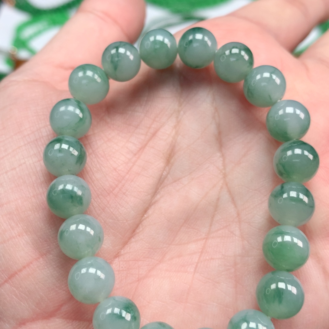 翡翠手链未镶嵌翡翠