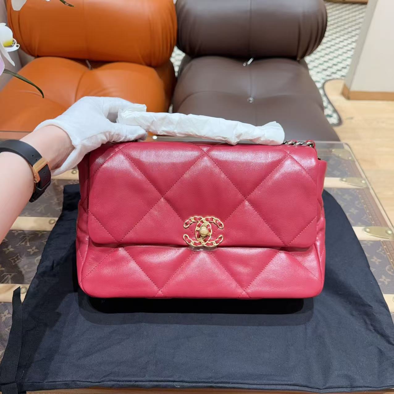 未使用 Chanel/香奈儿 19bag红色金扣菱格纹羊皮30开