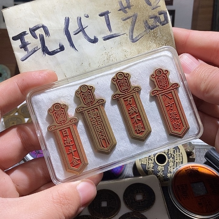 铜现代翻砂制作工艺品