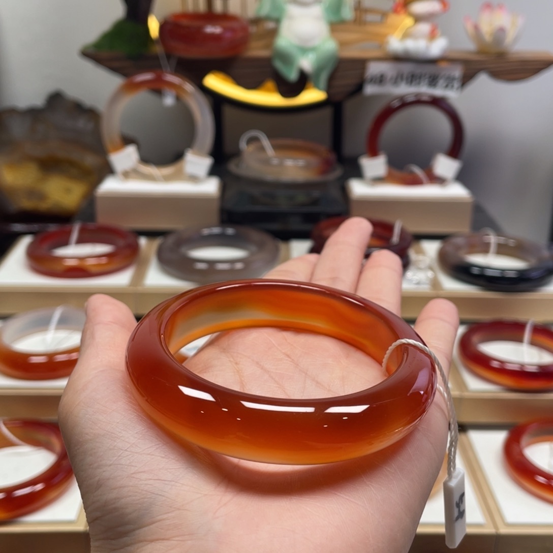 玛瑙/玉髓未镶嵌手镯