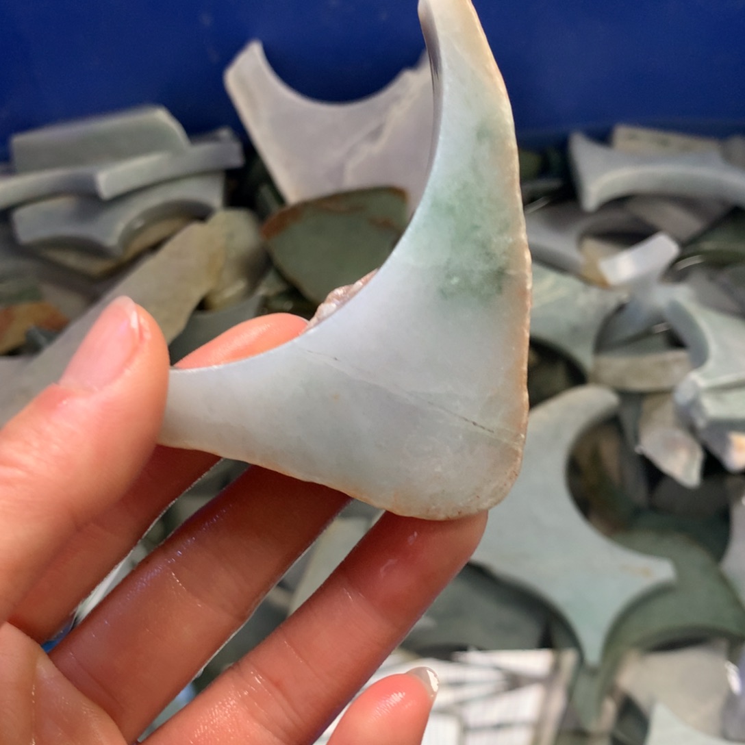 翡翠裸石翡翠边角料