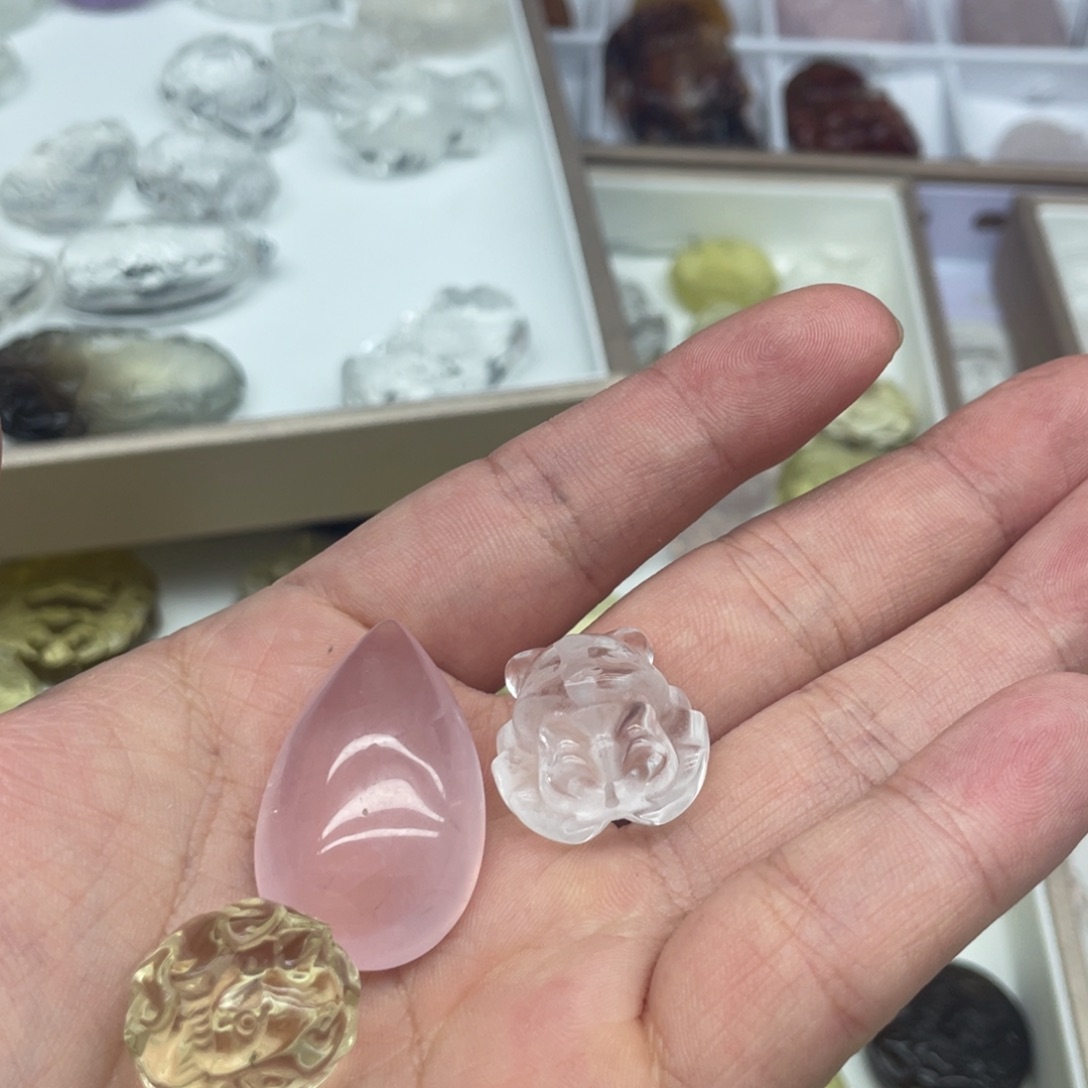 水晶吊坠(不含链)未镶嵌
