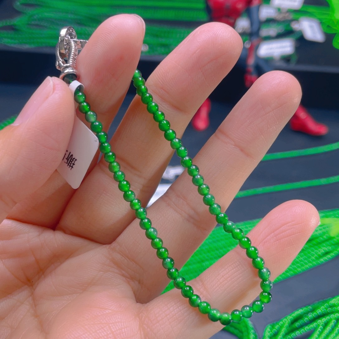 翡翠颈饰未镶嵌，1