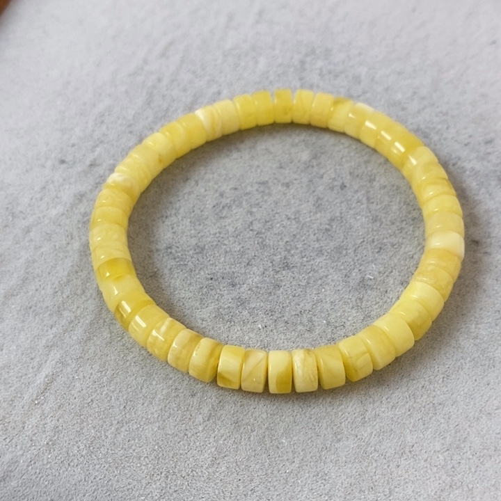 蜜蜡裸石未镶嵌串