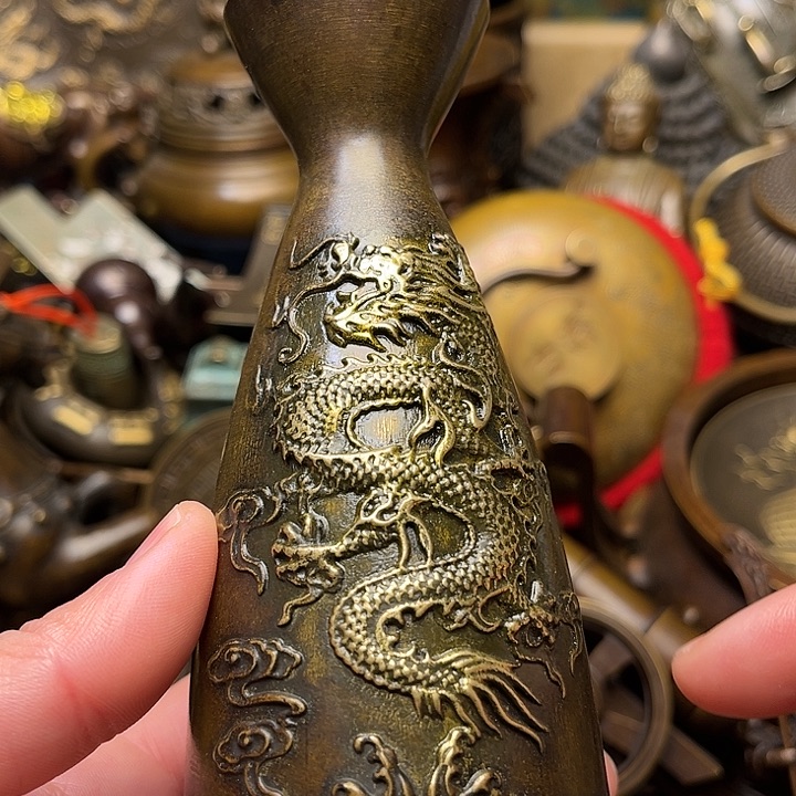 精美铜器批发档口