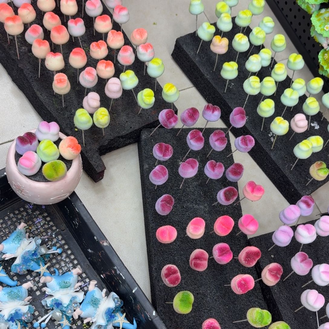 树脂制品6个颜色不一样