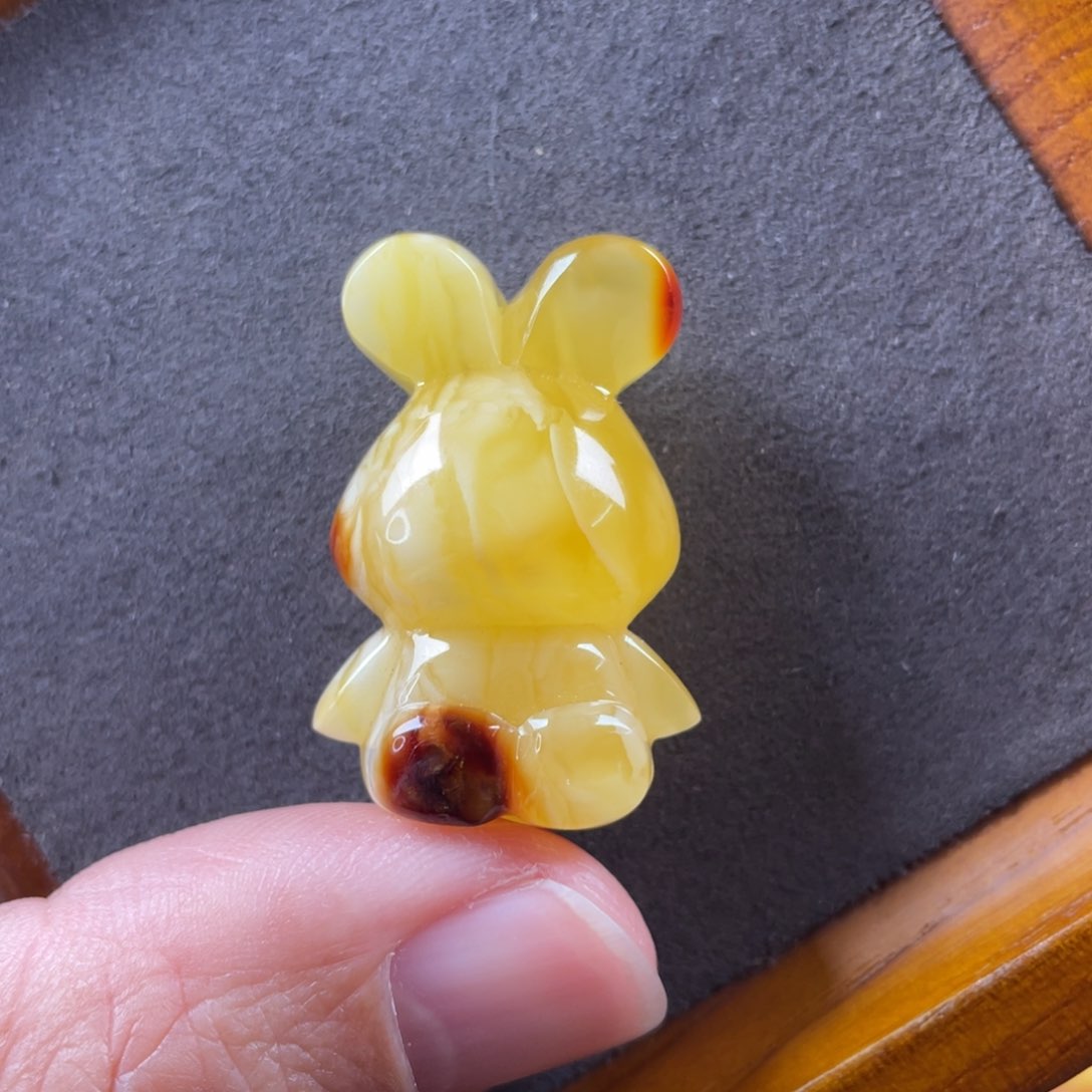 琥珀颈饰未镶嵌蜜蜡吊坠