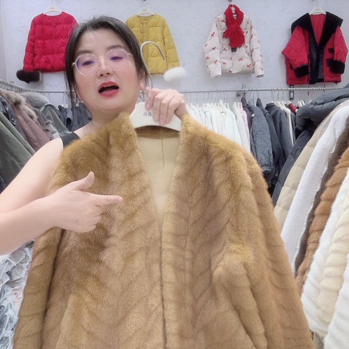 看到130斤之内这个面这个颜色比较