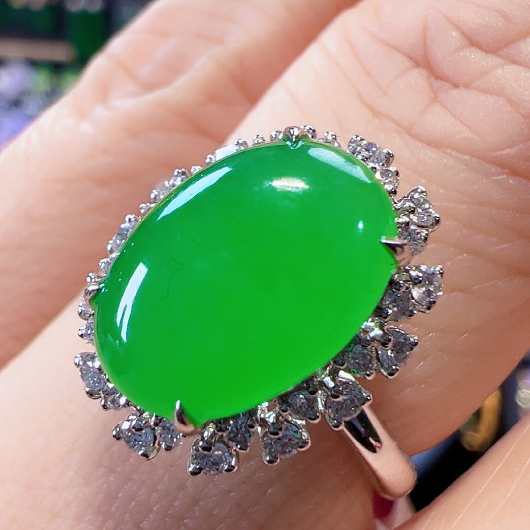 翡翠戒指18K金镶嵌签收后24小时鉴赏期