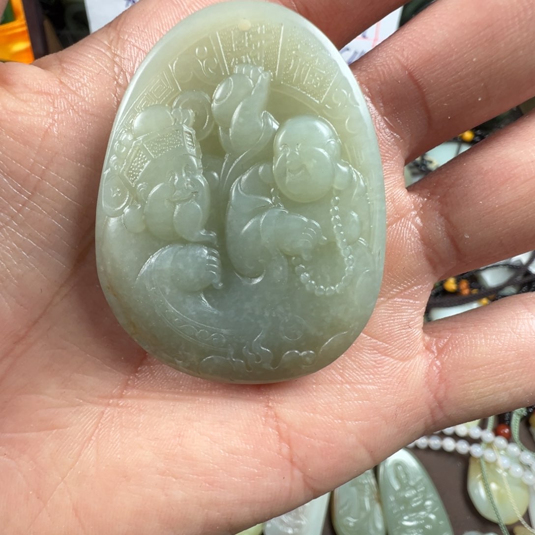 和田玉（糖玉）颈饰未镶嵌万****?