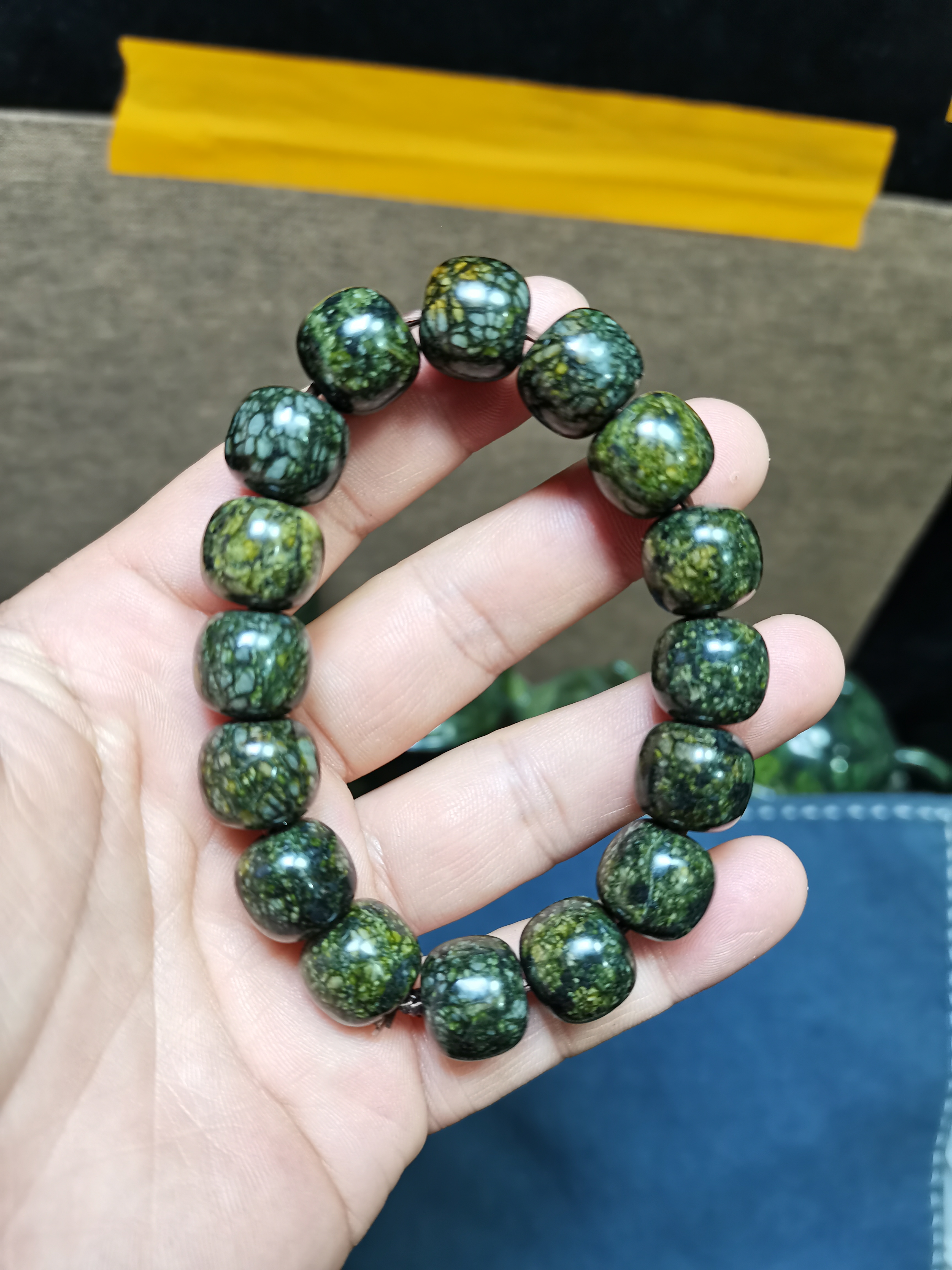 非金属布艺手链 藏玉药王网格蛇纹玉黄金甲飘金花1.4手串手链