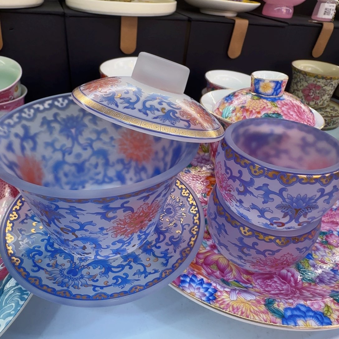 当代艺术家辞典等多