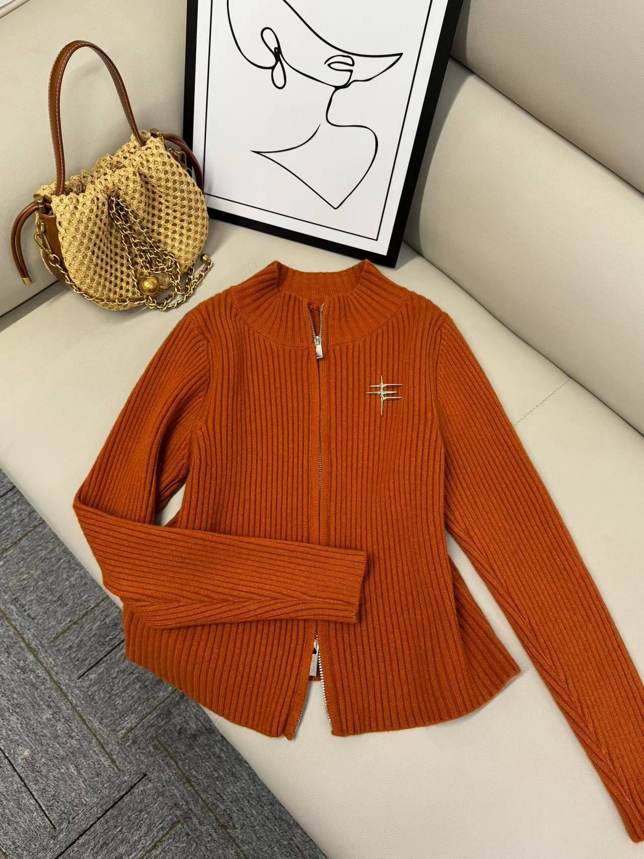 [幂幂同款] A1044 春款立领双拉链刺绣针织衫