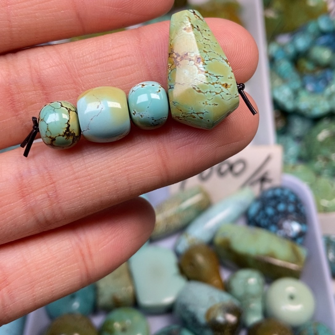 绿松石珠宝奇石未镶嵌