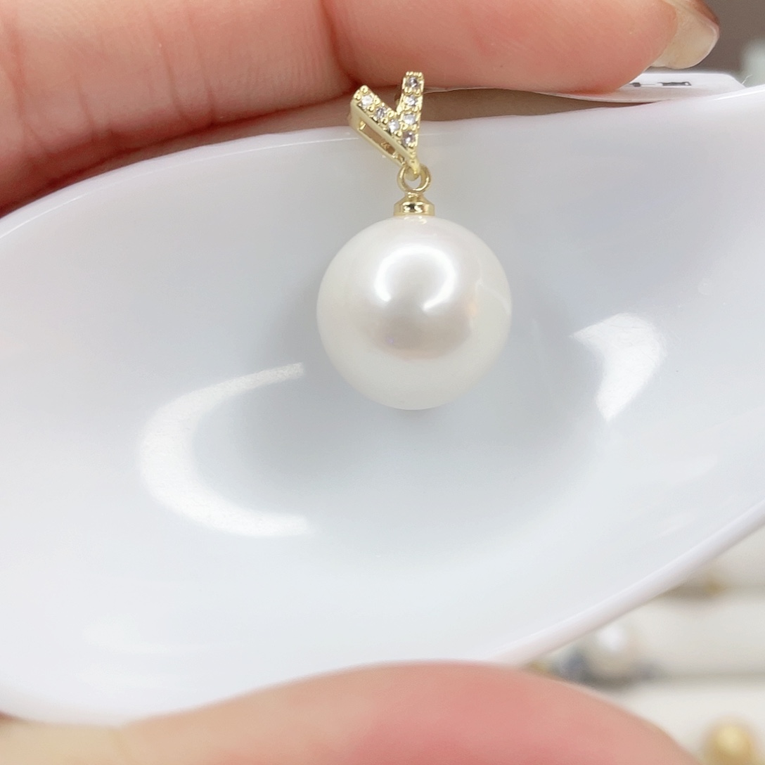 淡水珍珠颈饰未镶嵌