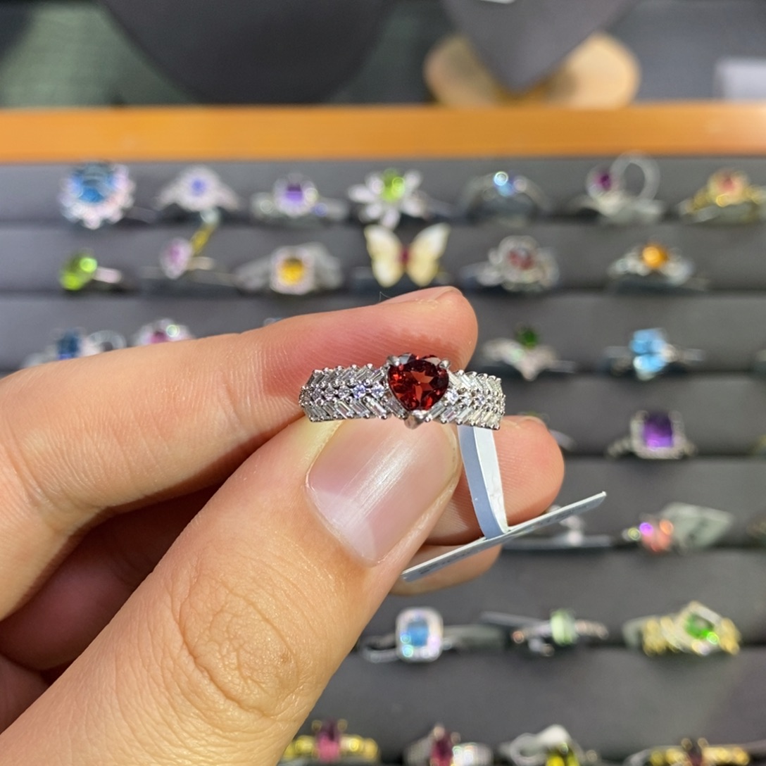 石榴石戒指银S925镶嵌