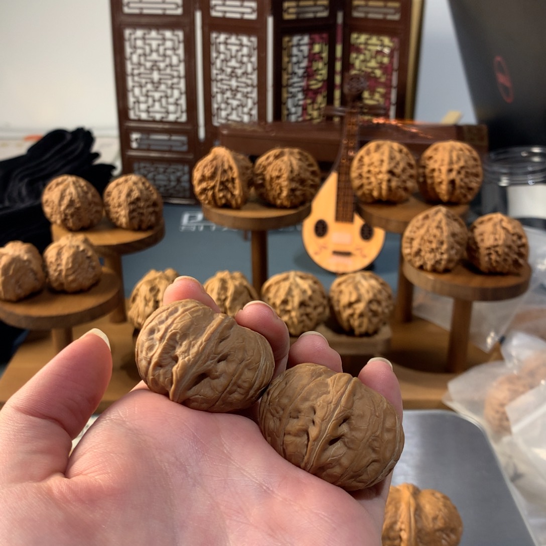 耶***啦文玩核桃吊坠36元宝