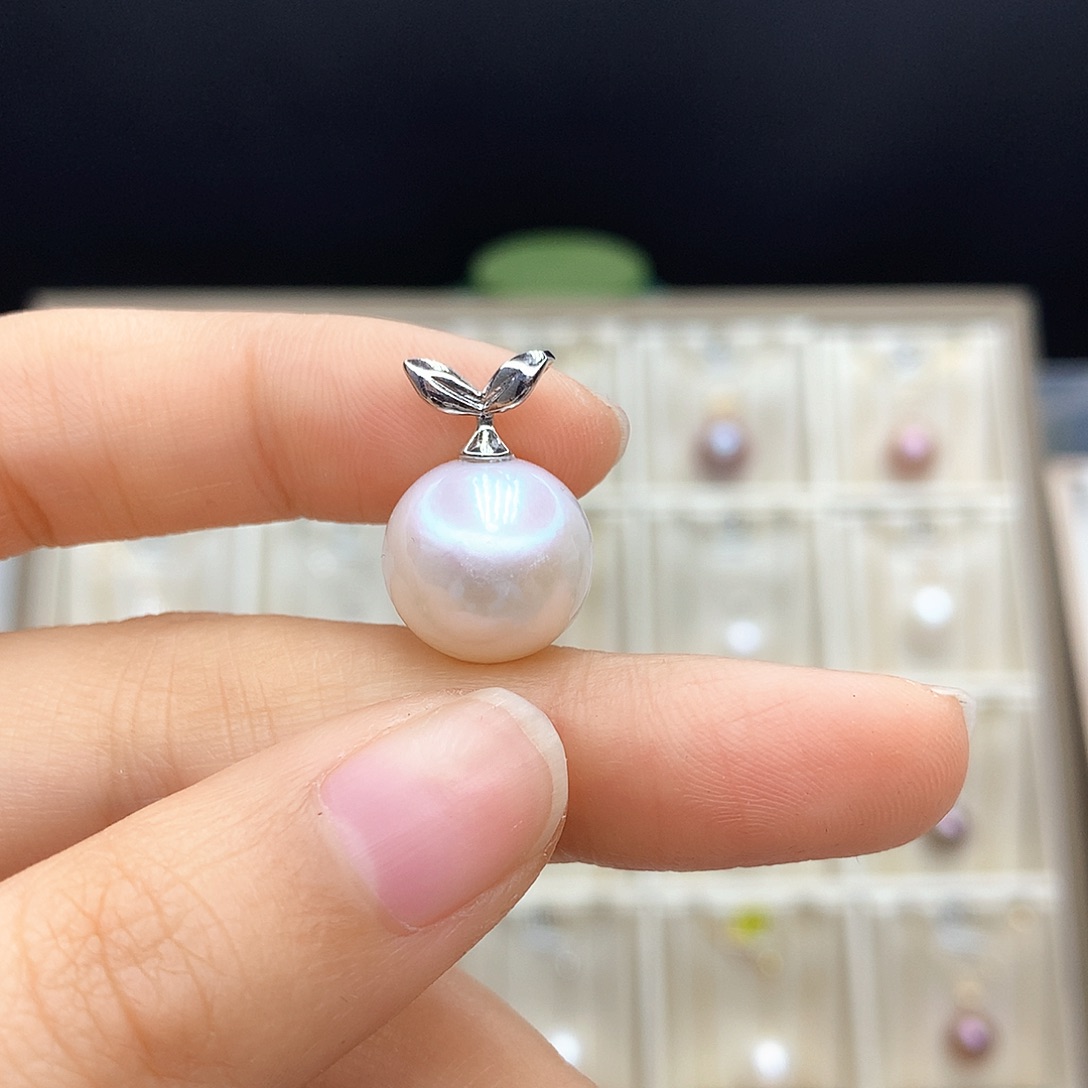 淡水珍珠颈饰合金