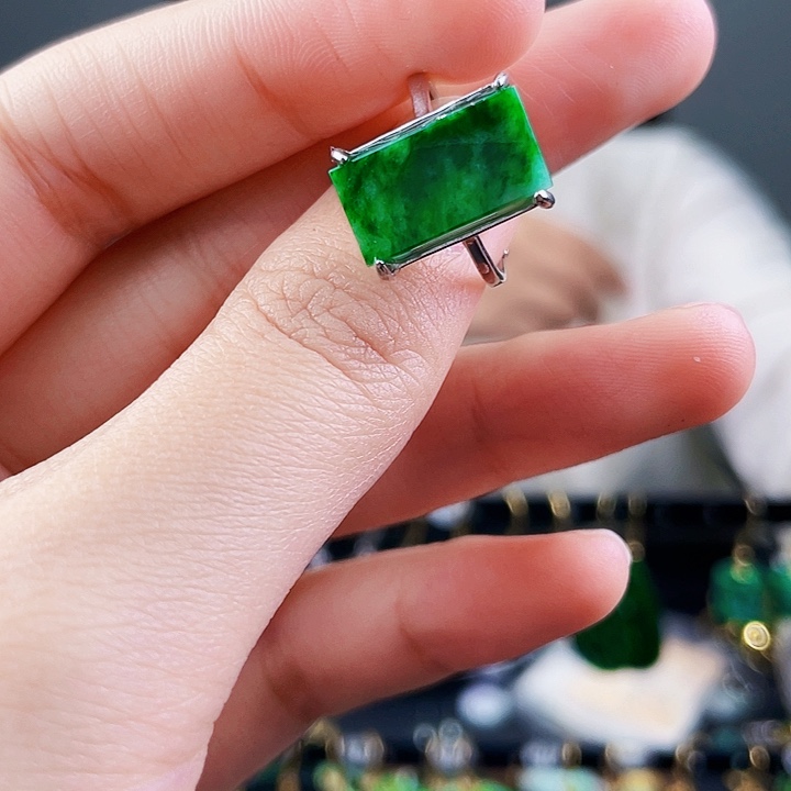 翡翠戒指银S925镶嵌饰品