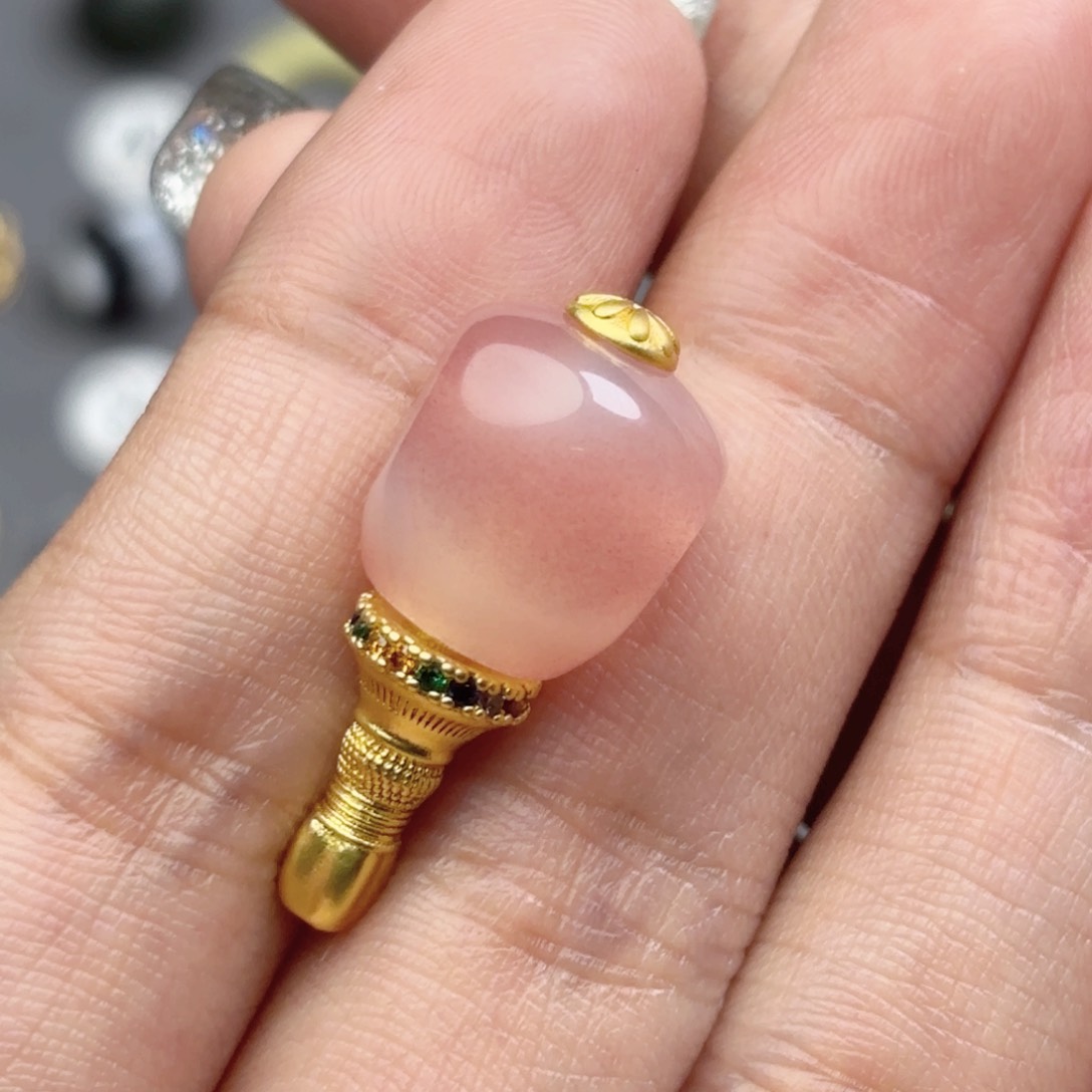 玛瑙/玉髓文玩配饰未镶嵌12+mm