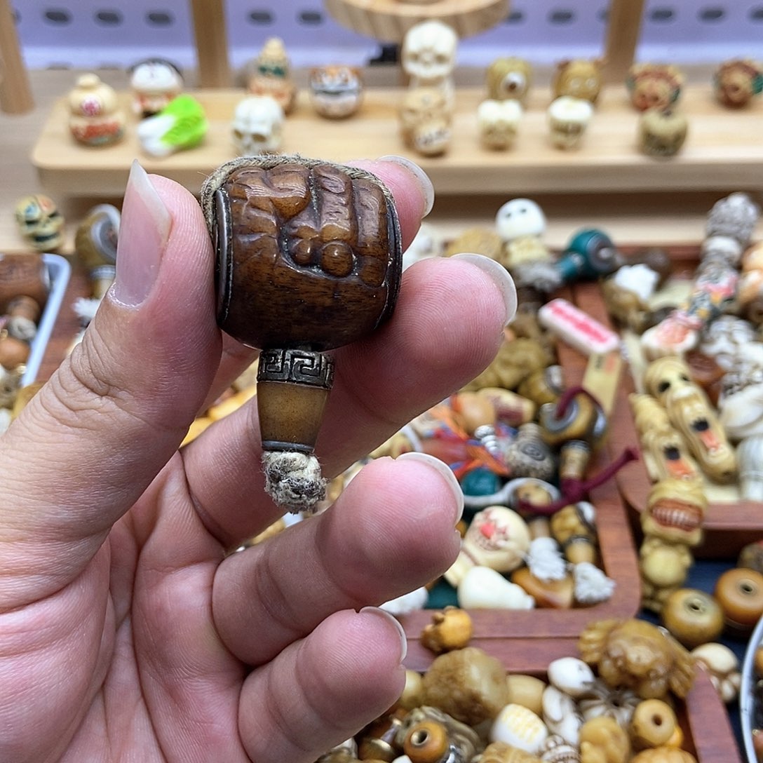 L***:手串/手链贝壳配饰搭配