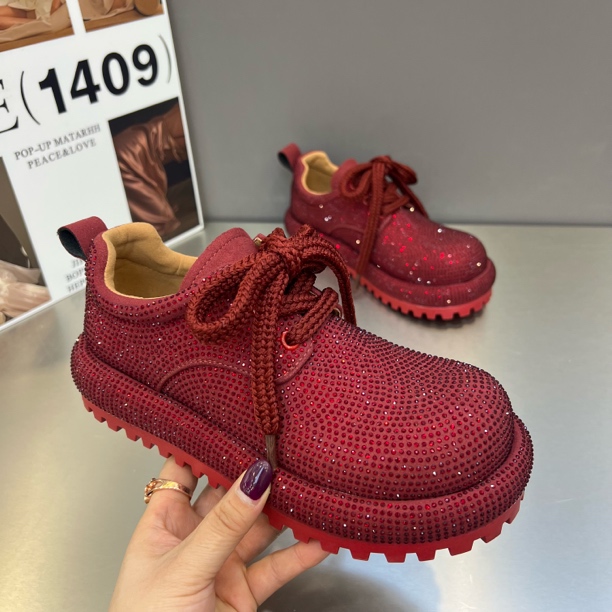 主播推荐2026年（12-03）3公分水钻时尚百搭休闲乐福鞋