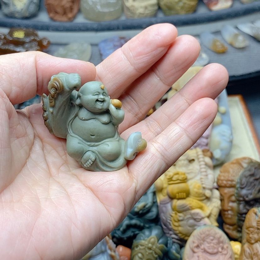 【闪购商品】定制石英质玉吊坠未镶嵌