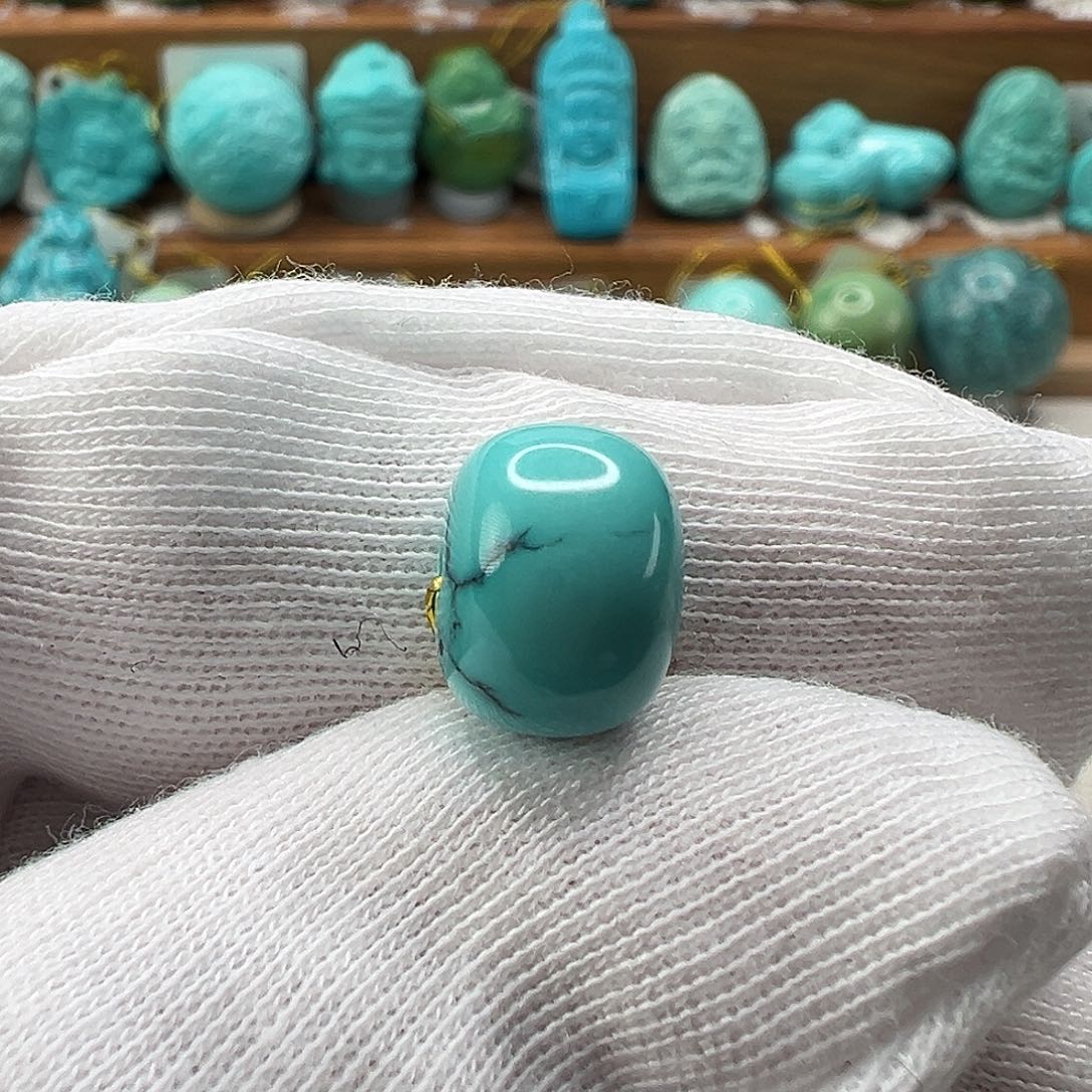 绿松石配饰未镶嵌