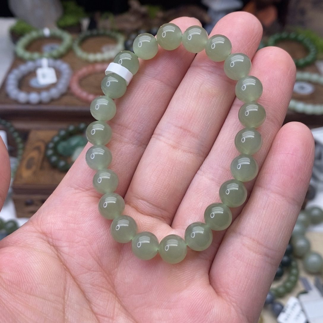 盛***暖和田玉未镶嵌手链晴水高冰卡8