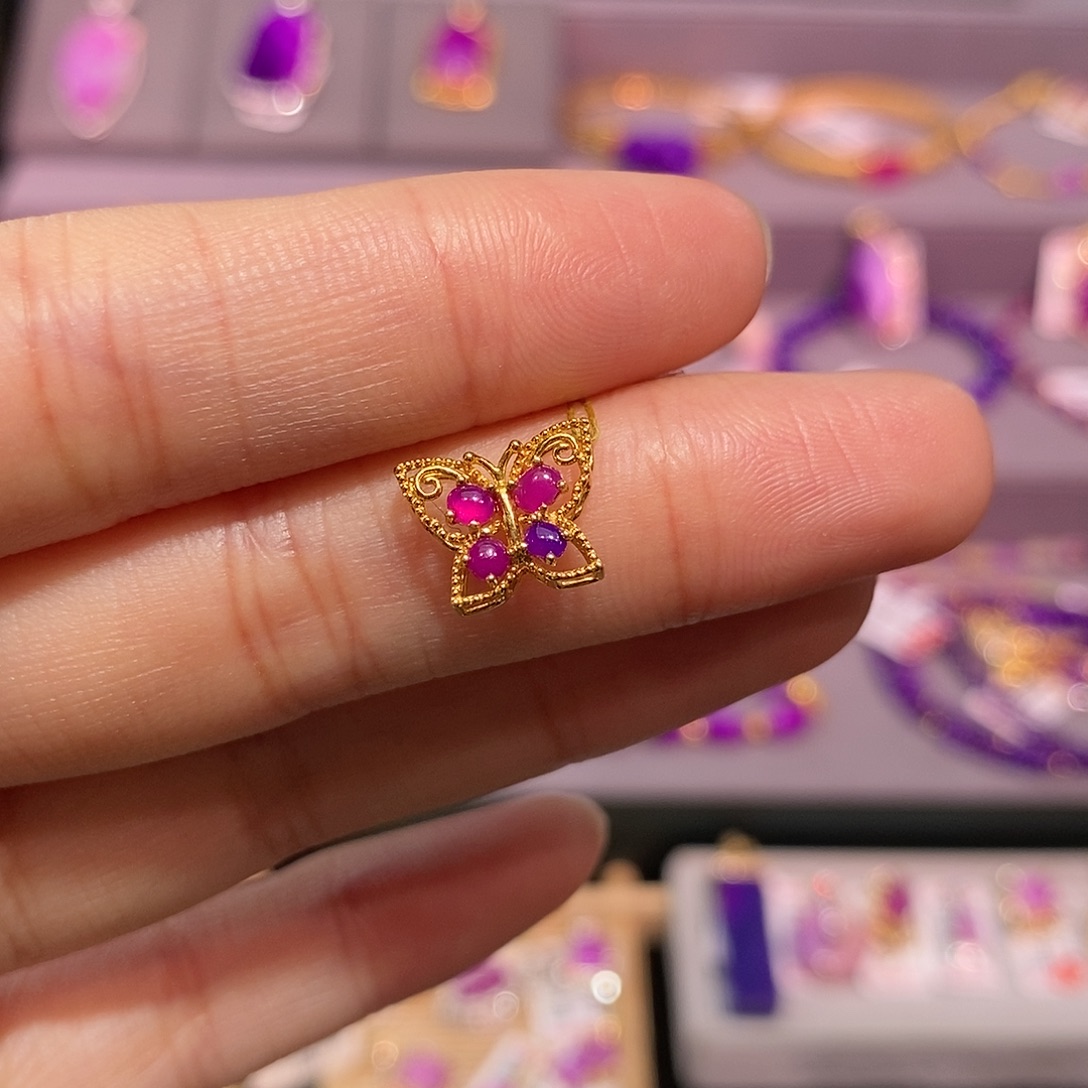 苏纪石（舒俱来）18K金镶嵌吊坠(不含链)