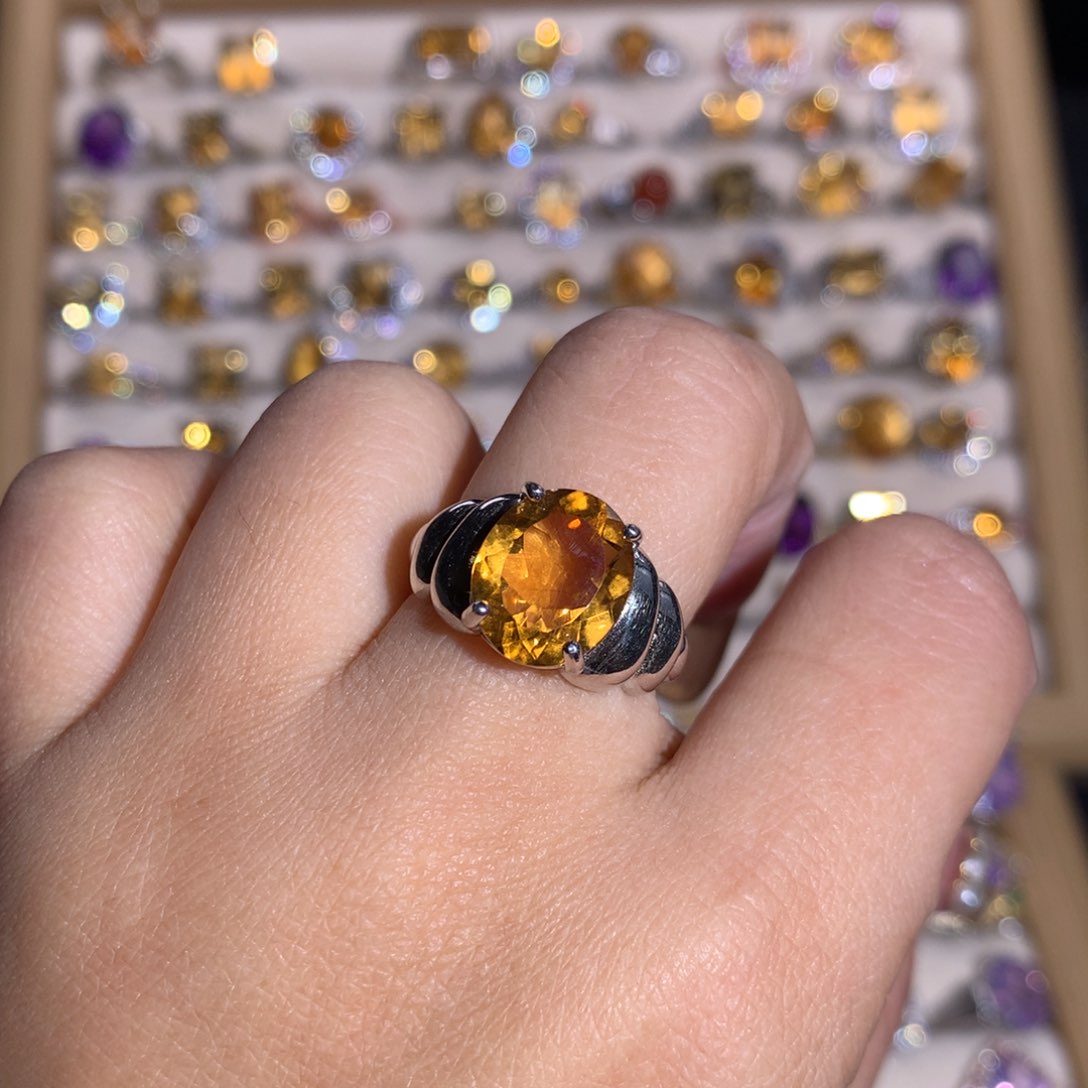 【闪购商品】水晶戒指银S925镶嵌肉***子戒指