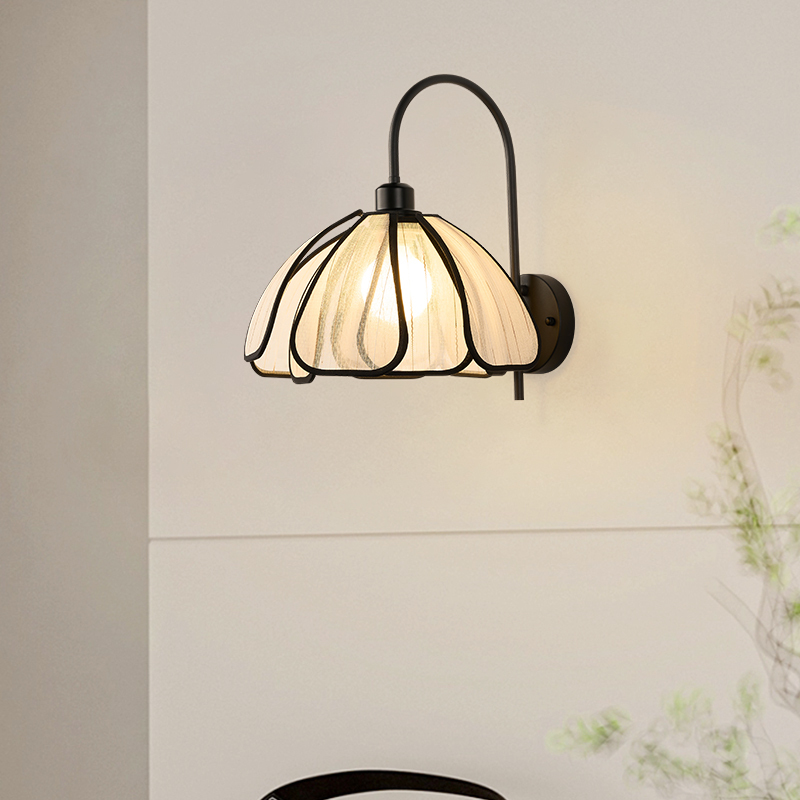 日式侘寂风卧室壁灯复古手工布艺床头过道花瓣氛围灯