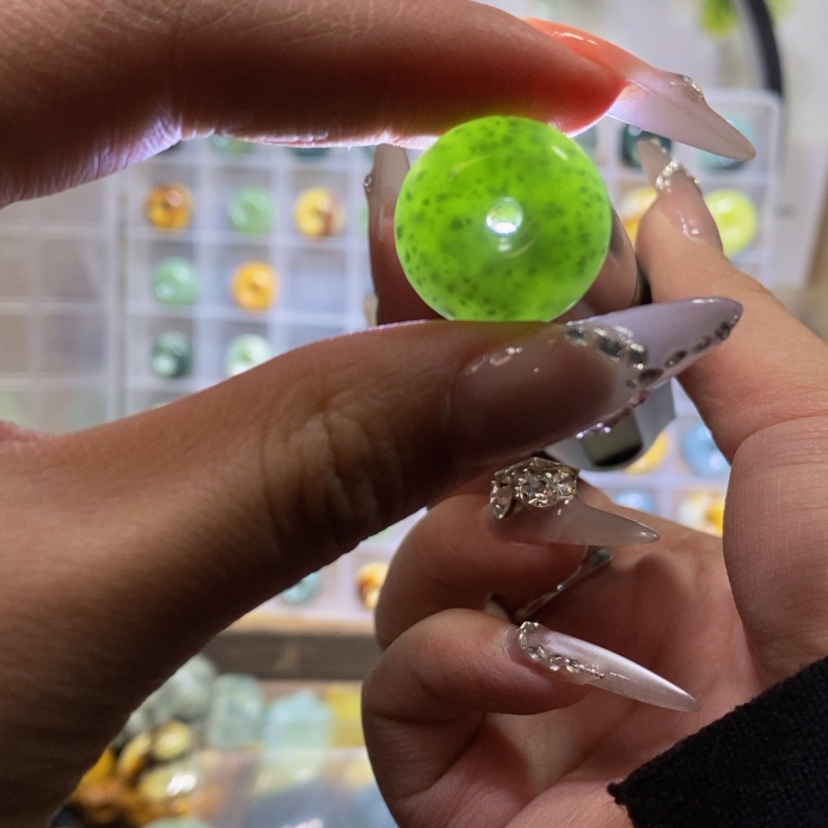 【闪购商品】蛇纹石玉颈饰未镶嵌82