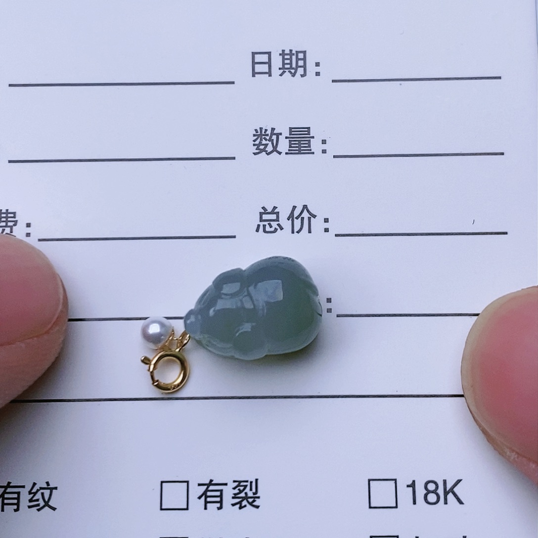 翡翠颈饰18K金镶嵌猪