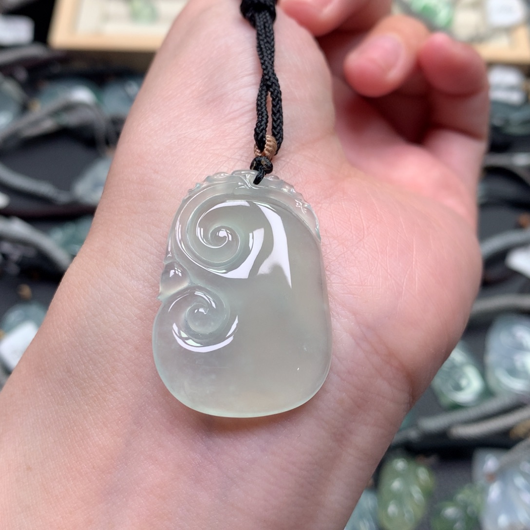 翡翠颈饰未镶嵌00000000000