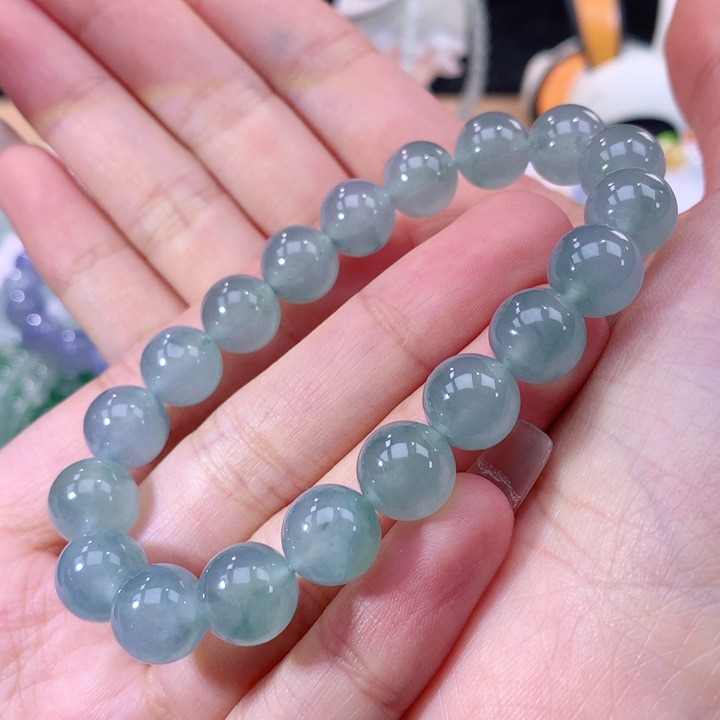 翡翠手链未镶嵌翡翠